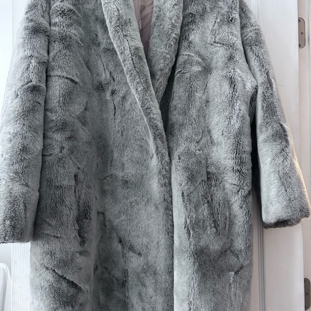 Luxurious Gray wool coat